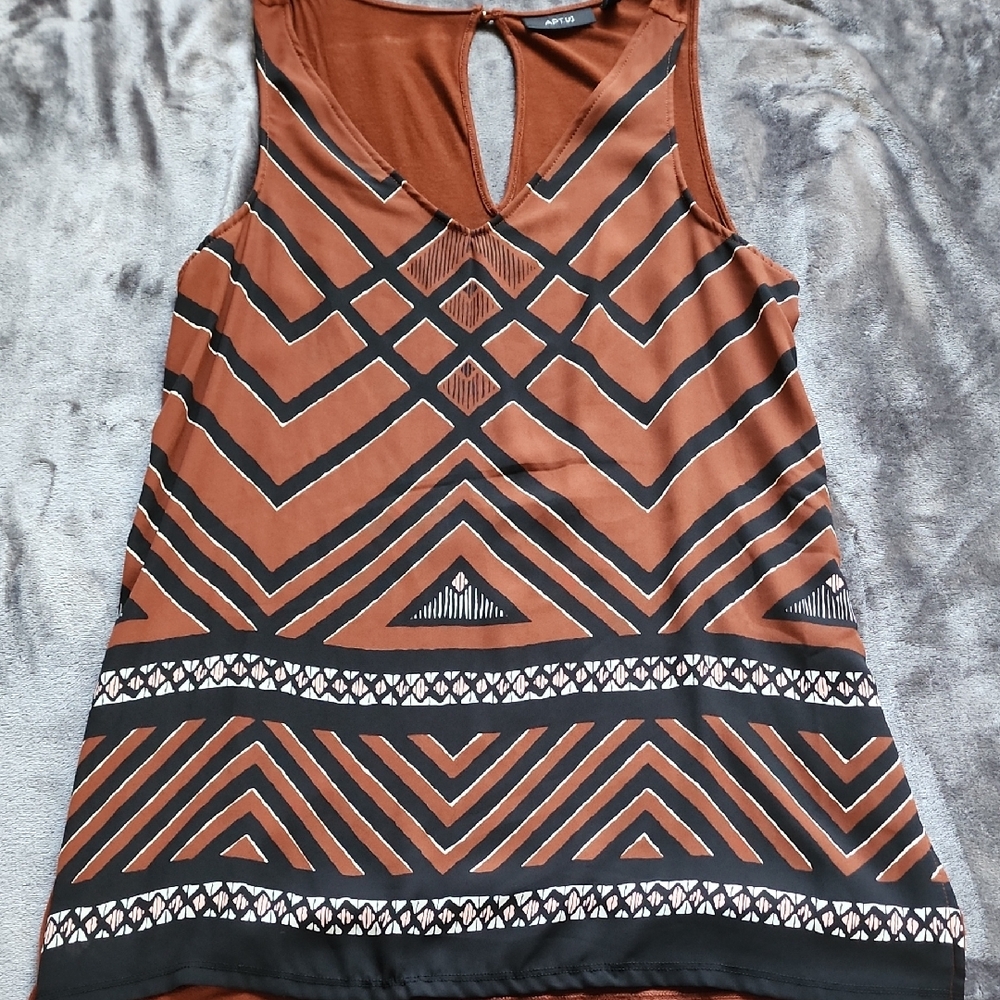 Apt 9. Rust and Black Geometric Tank Top